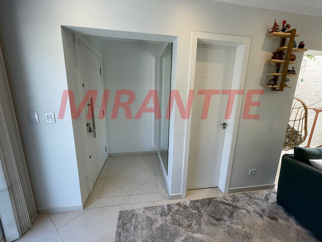 Sobrado de 208m² com 3 quartos em Parada Inglesa