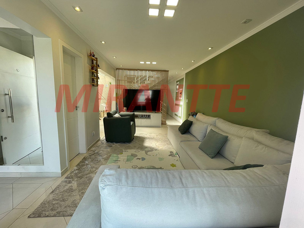 Sobrado de 208m² com 3 quartos em Parada Inglesa