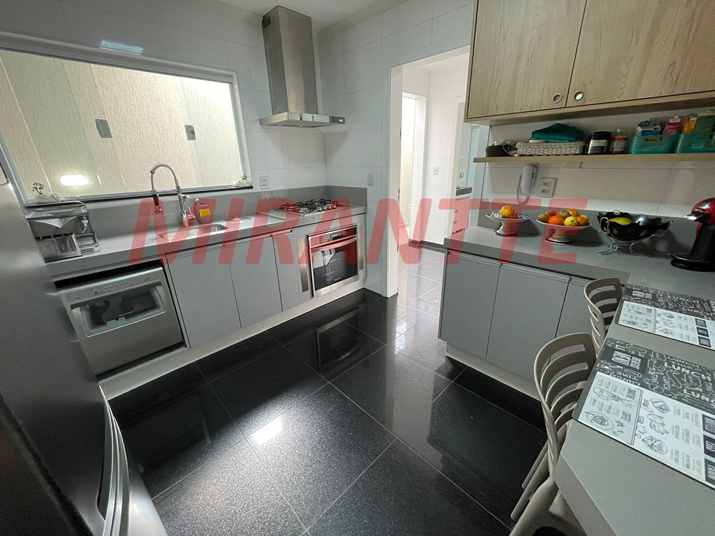Sobrado de 208m² com 3 quartos em Parada Inglesa