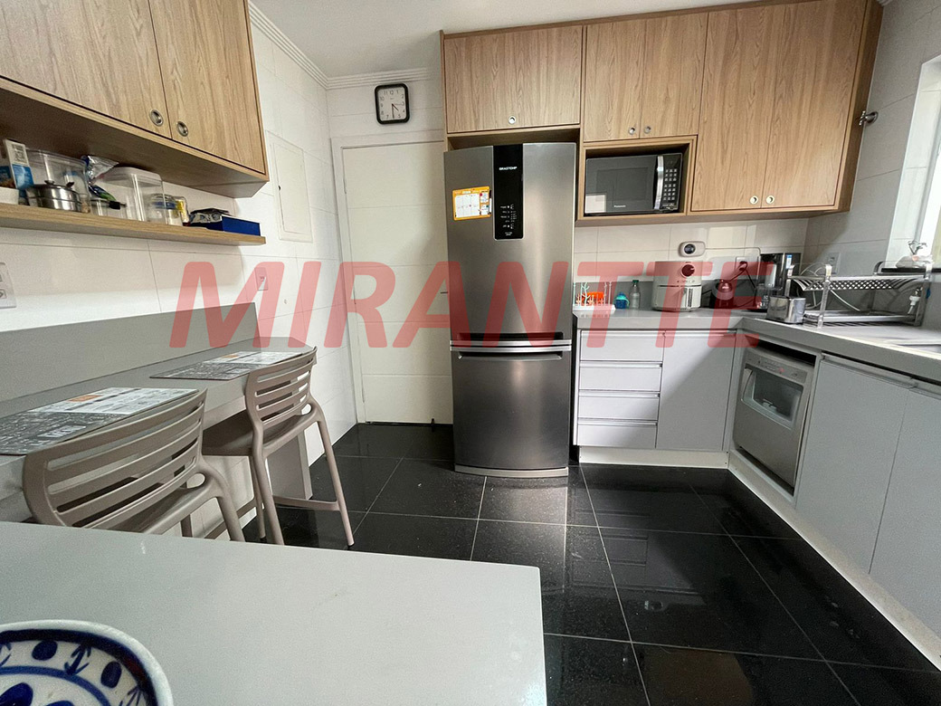 Sobrado de 208m² com 3 quartos em Parada Inglesa