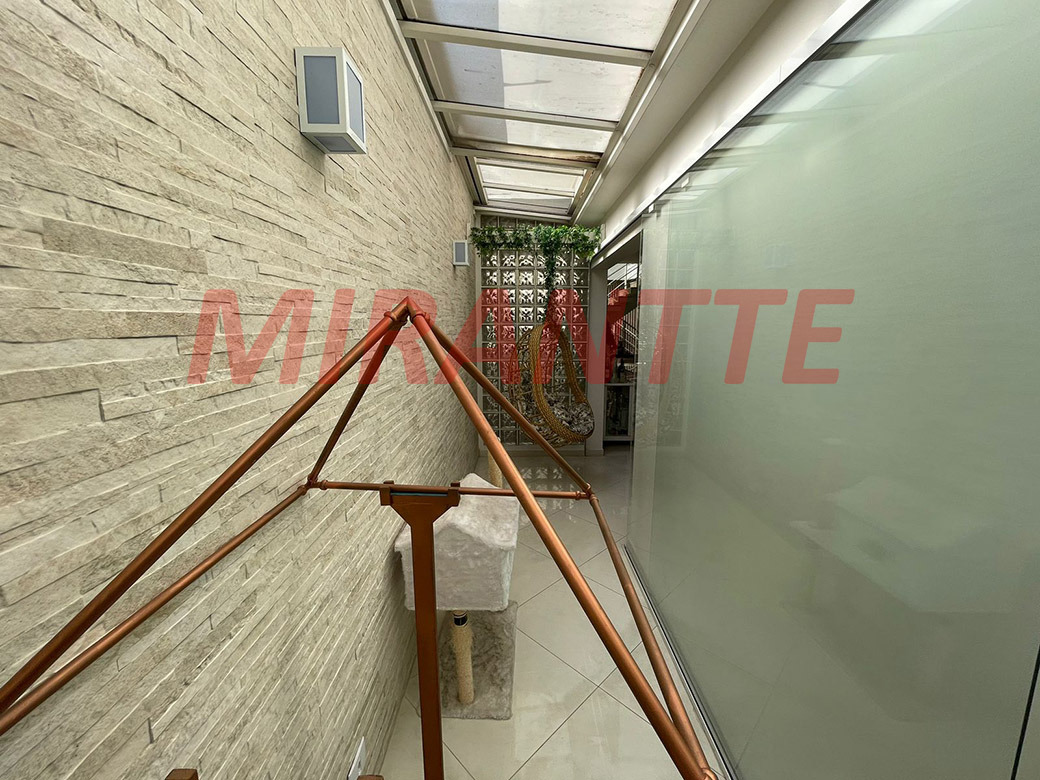 Sobrado de 208m² com 3 quartos em Parada Inglesa
