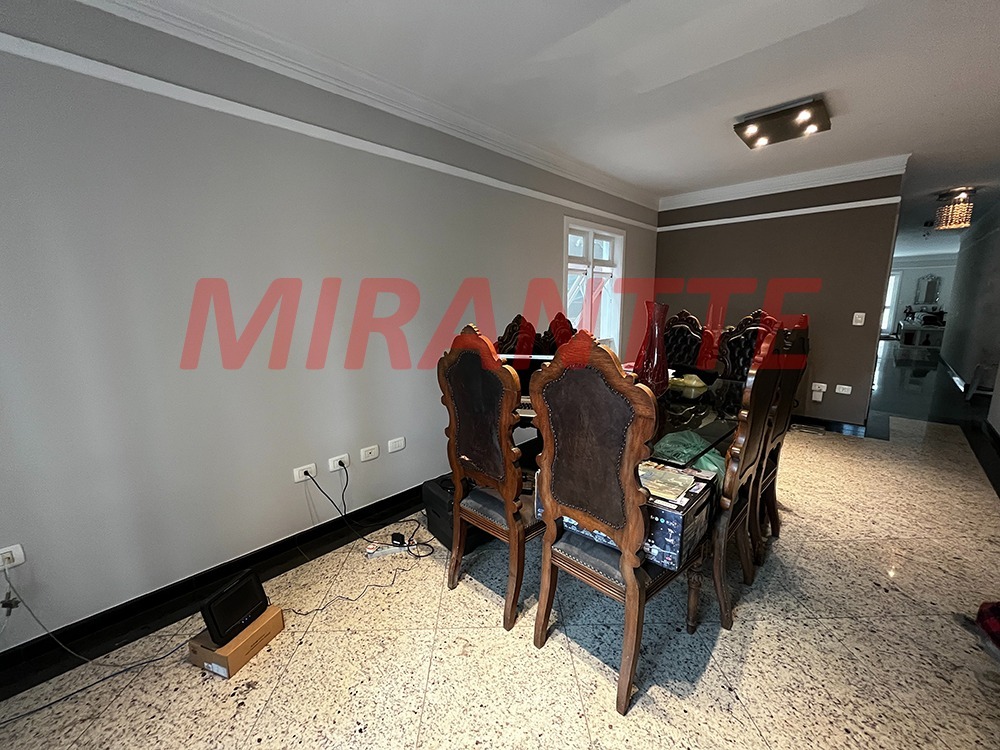 Sobrado de 388m² com 4 quartos em Palmas Do Tremembé