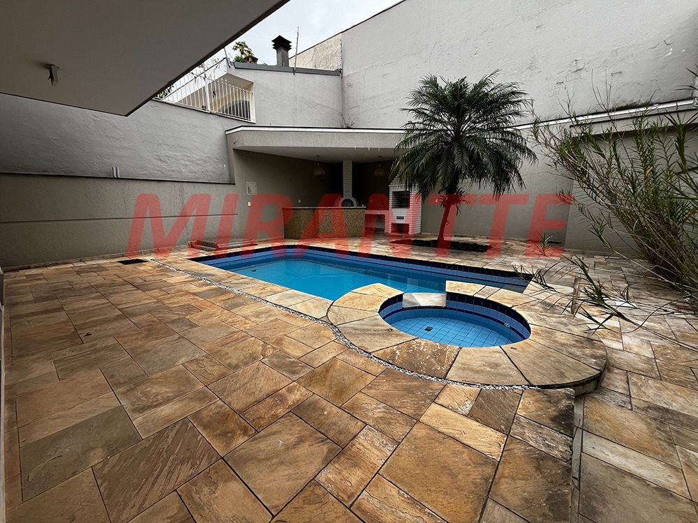 Sobrado de 388m² com 4 quartos em Palmas Do Tremembé