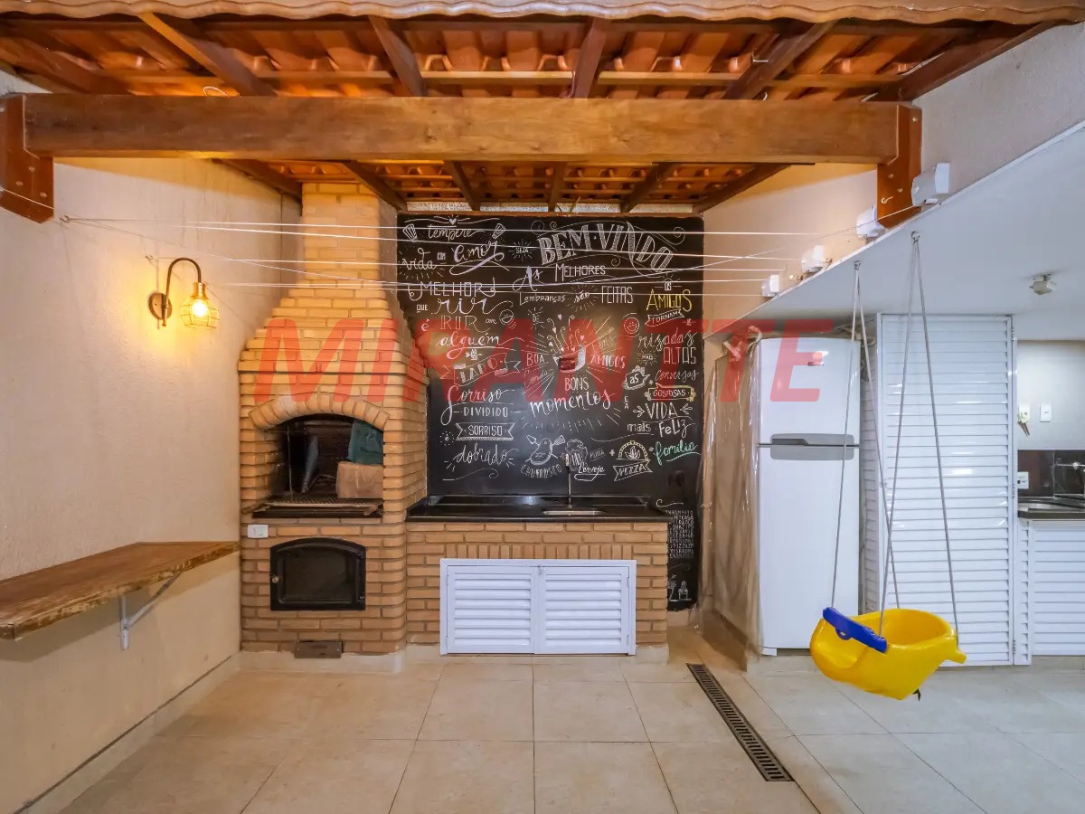 Cond. fechado de 140m² com 3 quartos em Vila Siqueira (Zona Norte)