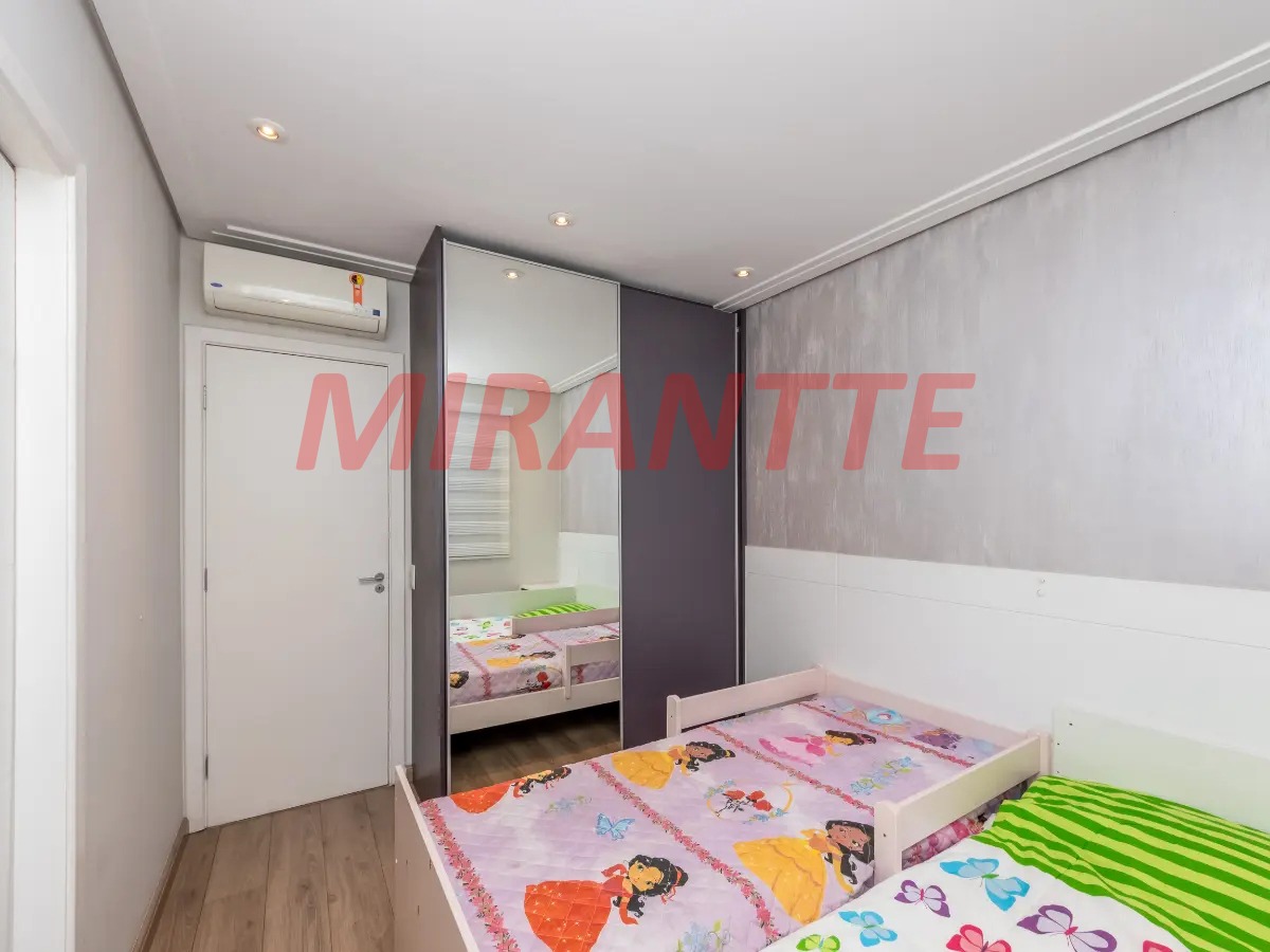 Cond. fechado de 140m² com 3 quartos em Vila Siqueira (Zona Norte)