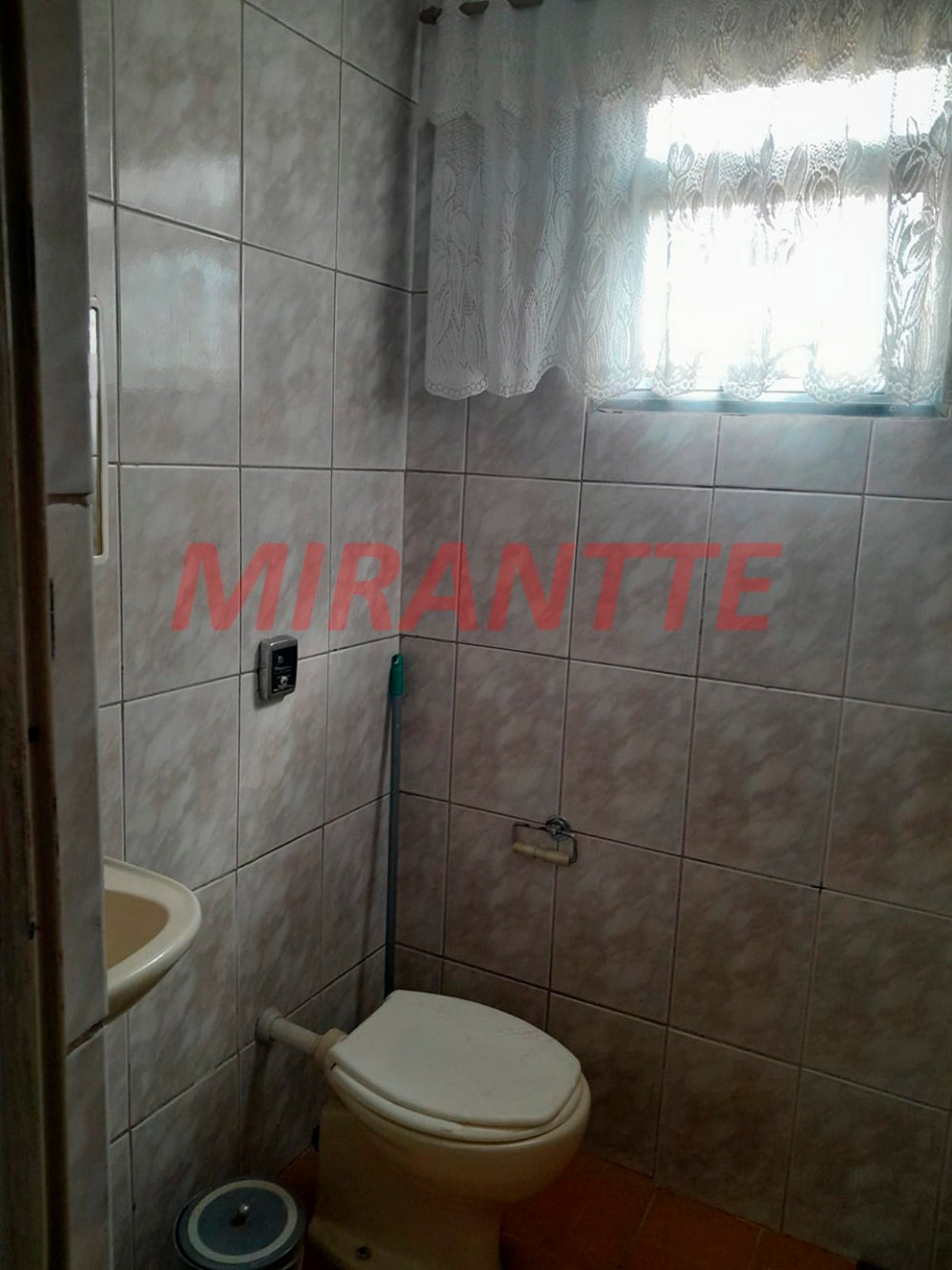 Sobrado de 135m² com 3 quartos em Furnas