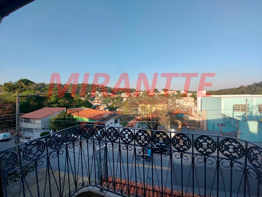 Sobrado de 132m² com 3 quartos em Horto Florestal