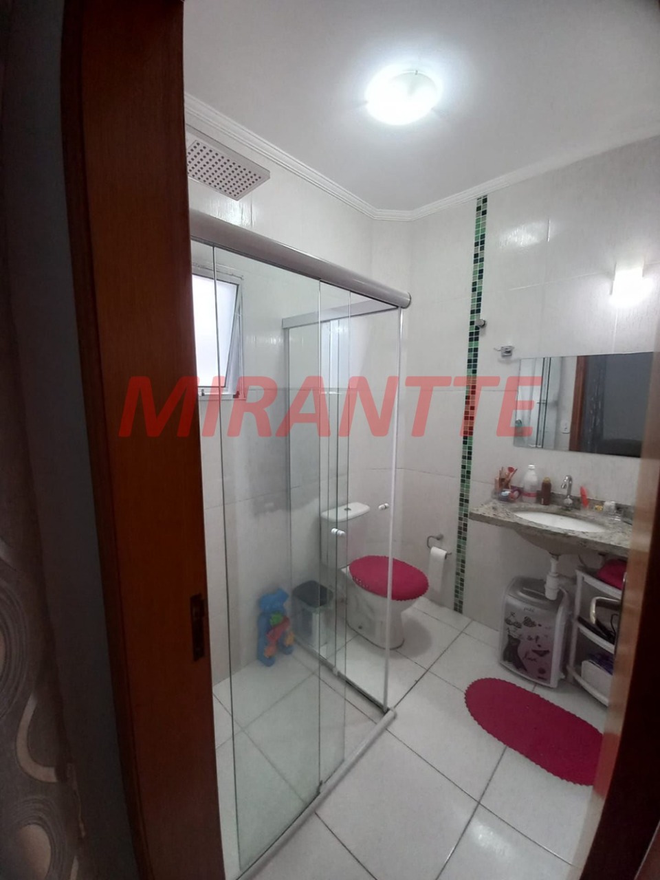 Sobrado de 1.25m² com 3 quartos em Vila Medeiros