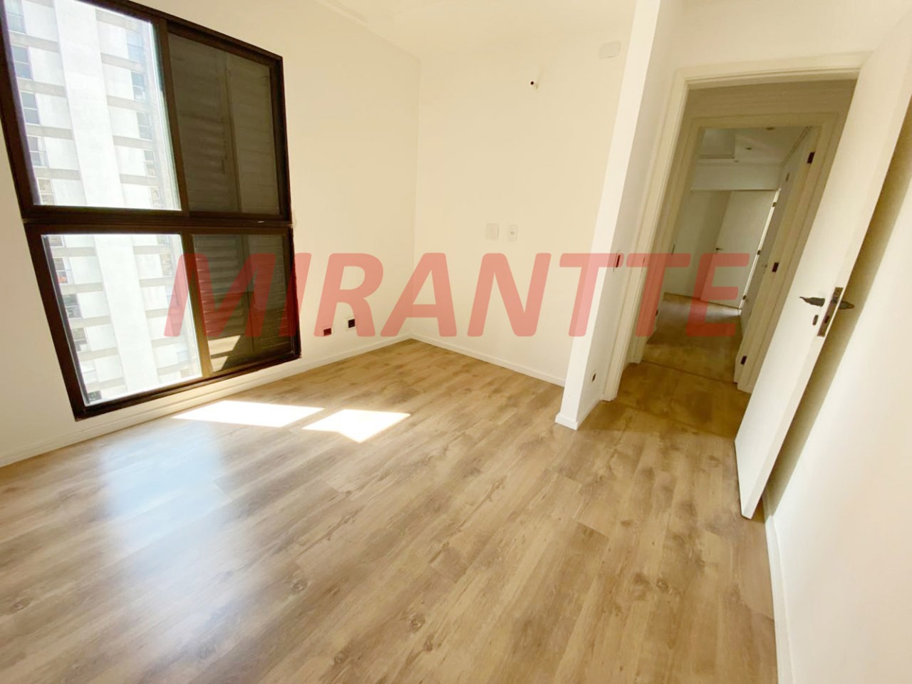 Cobertura de 240m² com 3 quartos em Moema
