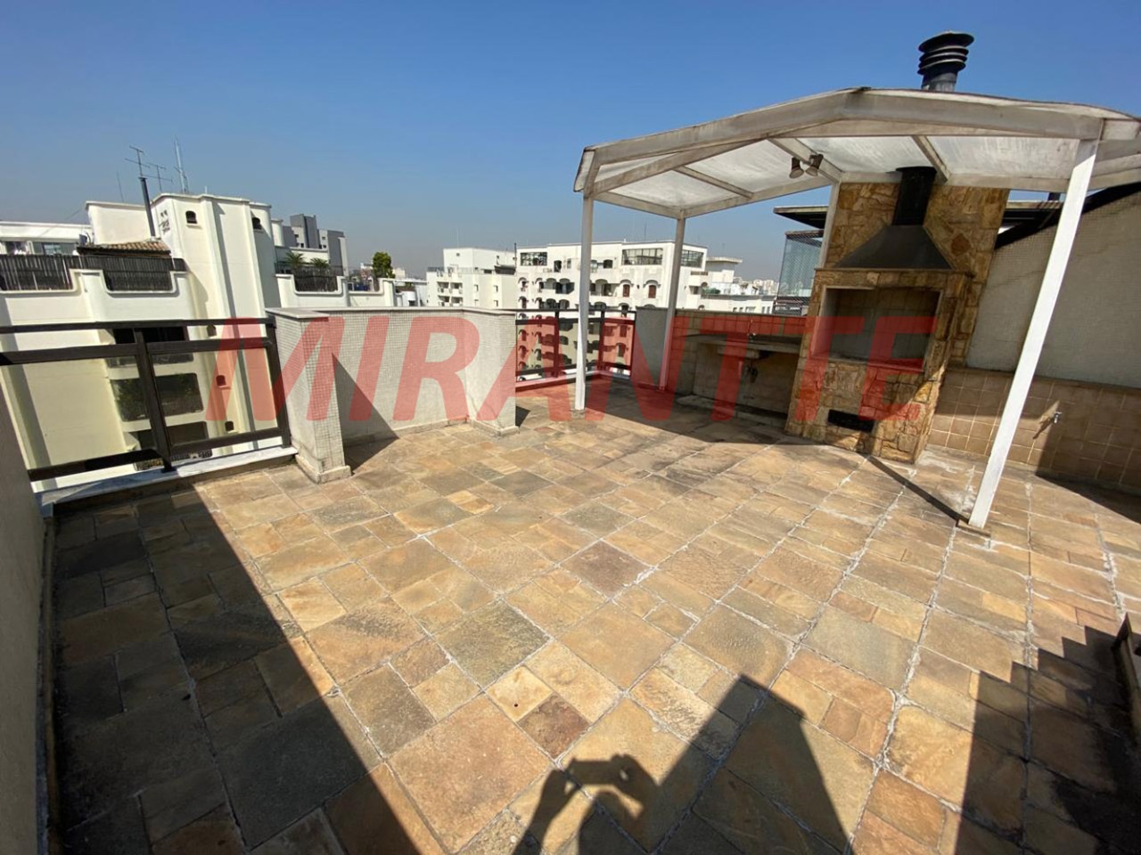 Cobertura de 240m² com 3 quartos em Moema