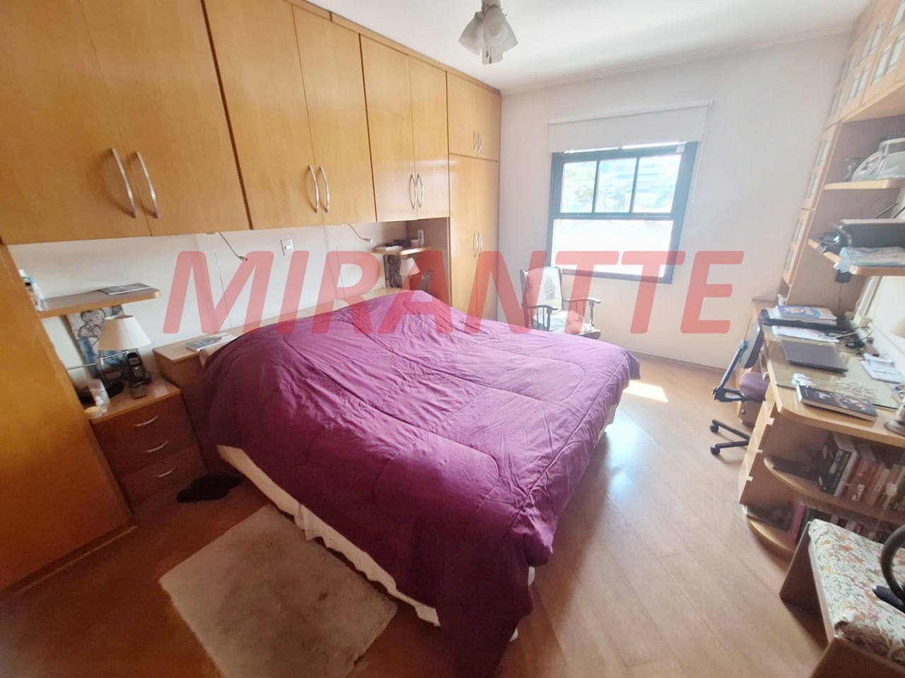 Sobrado de 199m² com 4 quartos em Horto Florestal