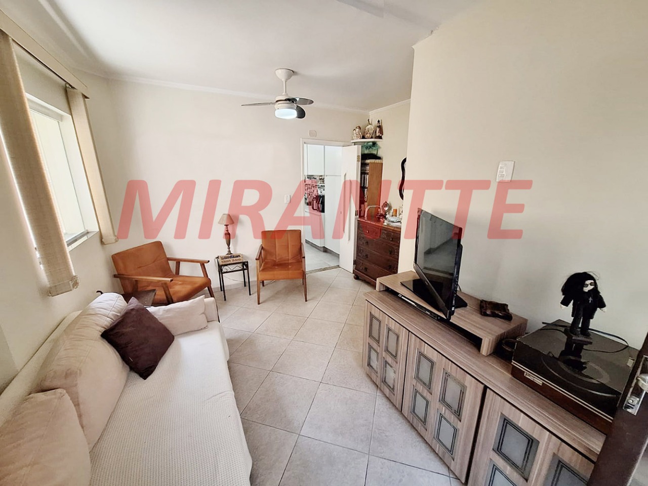 Sobrado de 199m² com 4 quartos em Horto Florestal