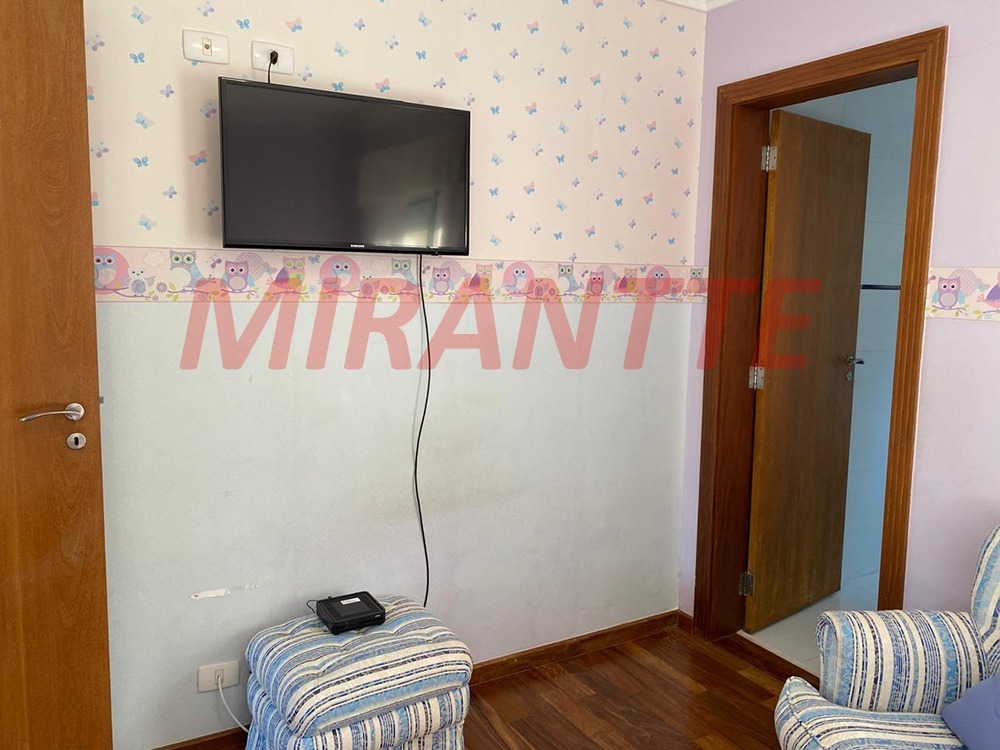 Cond. fechado de 489m² com 4 quartos em Caraguata
