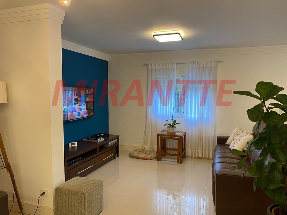 Cond. fechado de 489m² com 4 quartos em Caraguata
