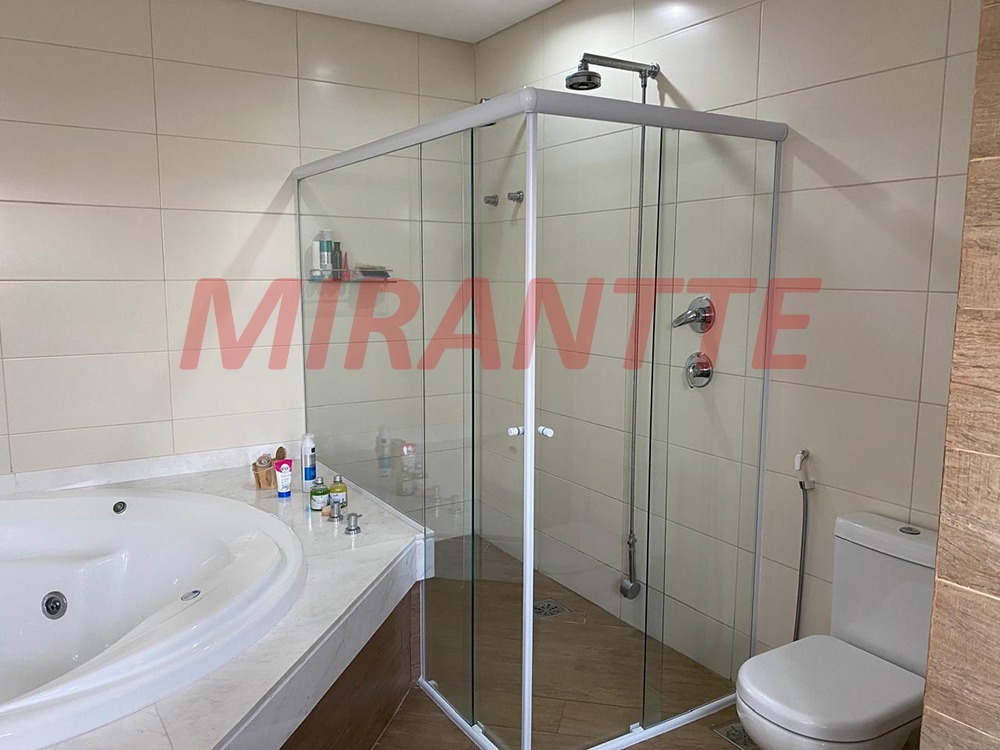 Cond. fechado de 489m² com 4 quartos em Caraguata