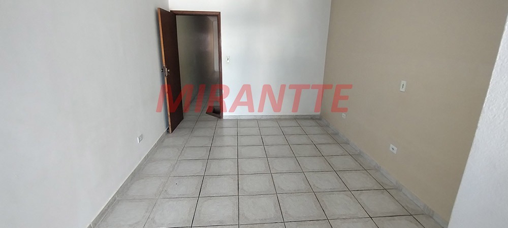 Sobrado de 80m² com 4 quartos em Vila Gustavo