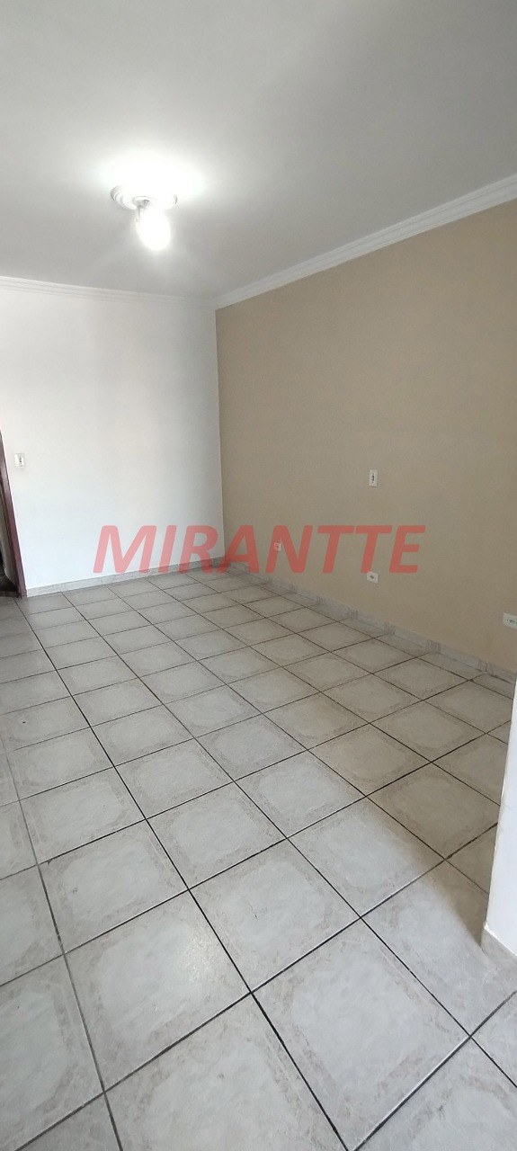 Sobrado de 80m² com 4 quartos em Vila Gustavo
