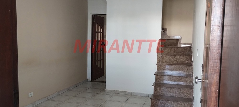Sobrado de 80m² com 4 quartos em Vila Gustavo