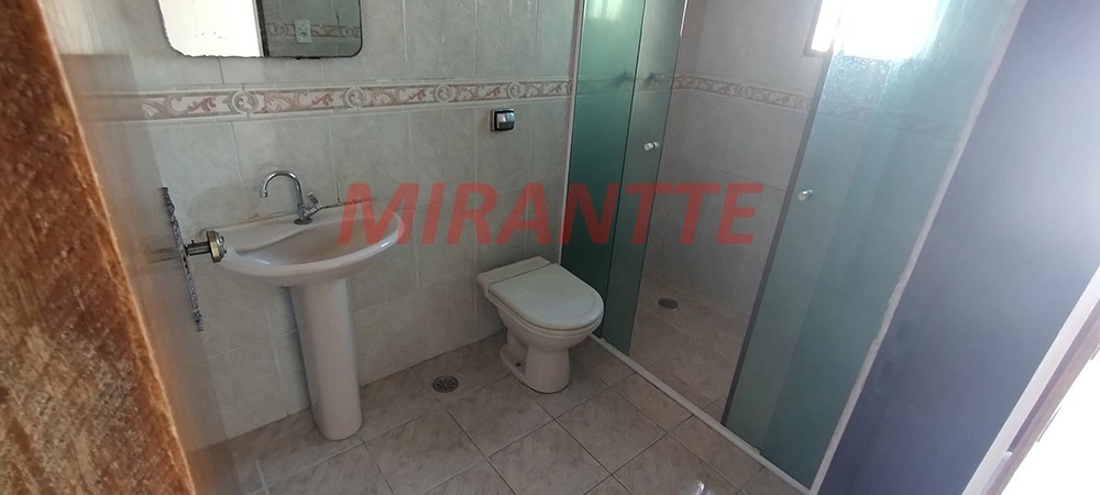 Sobrado de 80m² com 4 quartos em Vila Gustavo