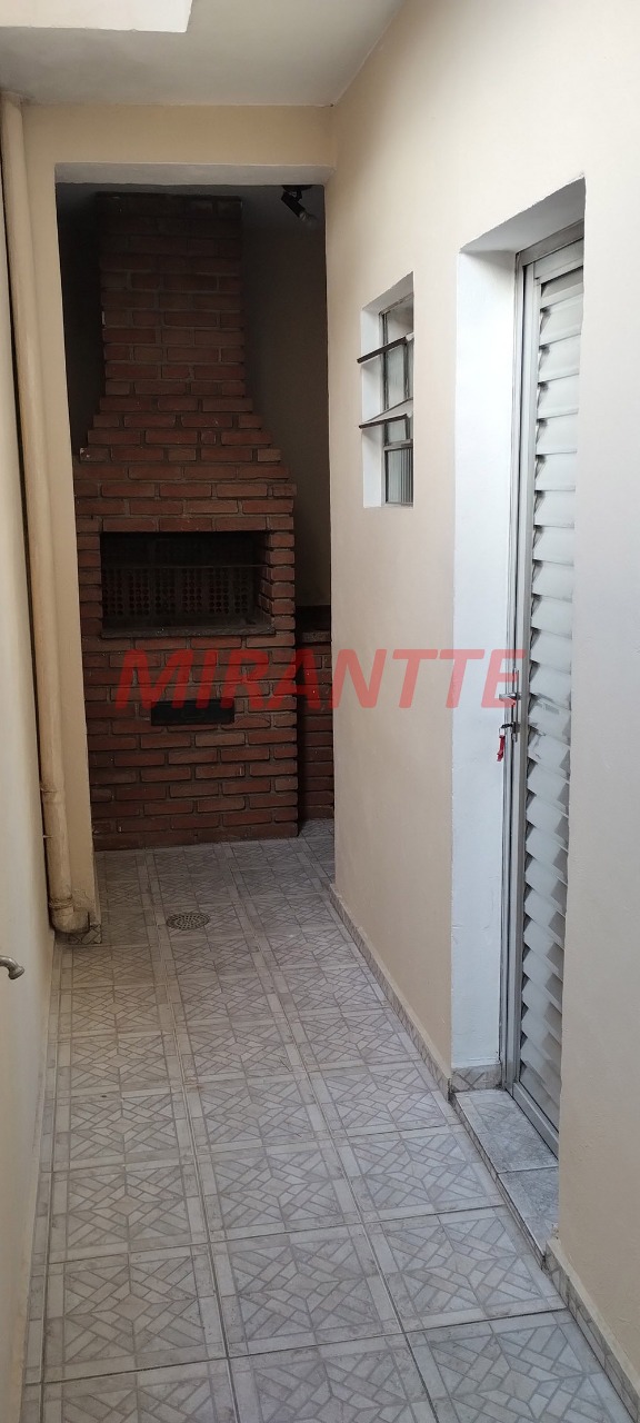 Sobrado de 80m² com 4 quartos em Vila Gustavo
