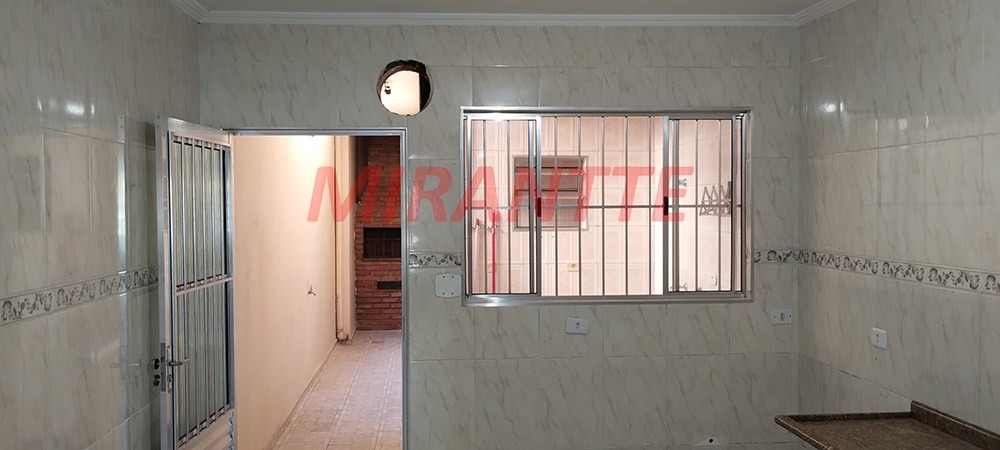 Sobrado de 80m² com 4 quartos em Vila Gustavo