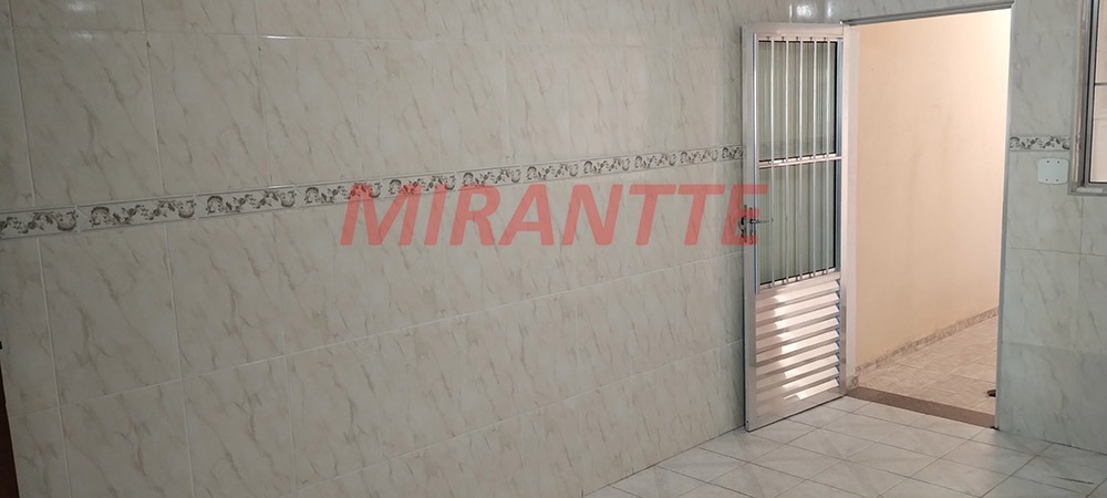 Sobrado de 80m² com 4 quartos em Vila Gustavo