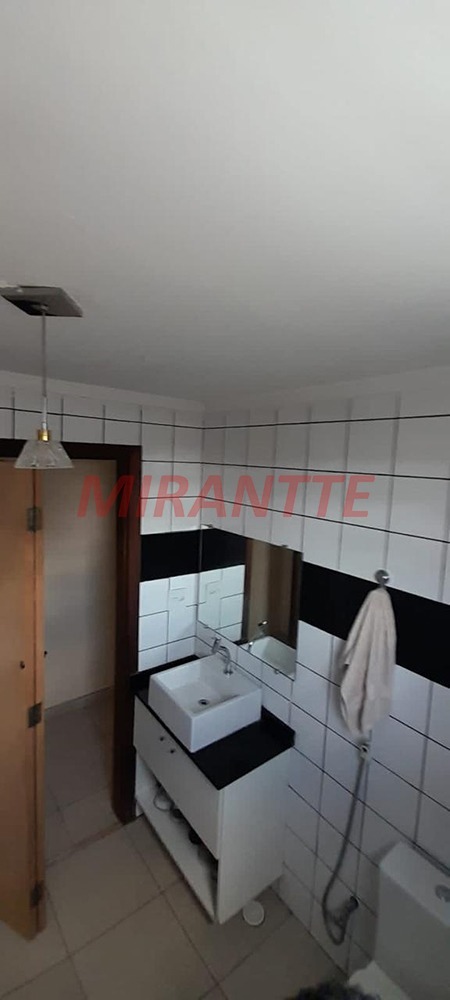Sobrado de 200m² com 3 quartos em Vila Souza