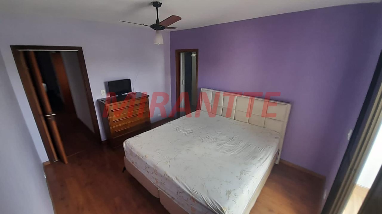 Sobrado de 200m² com 3 quartos em Vila Souza