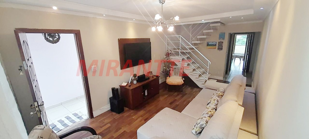 Sobrado de 200m² com 3 quartos em Vila Souza