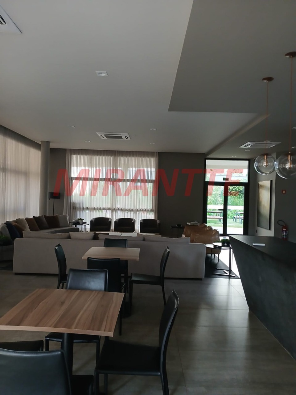 Apartamento de 219.6m² com 4 quartos em Alto da Lapa