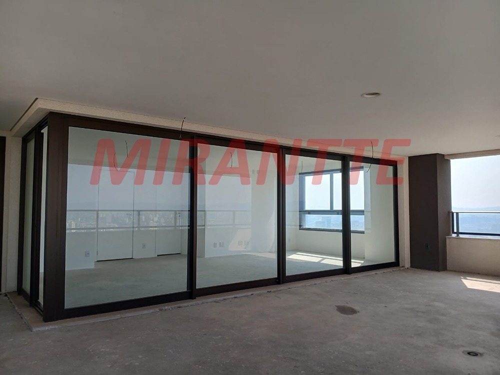 Apartamento de 219.6m² com 4 quartos em Alto da Lapa