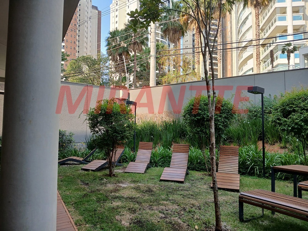 Apartamento de 219.6m² com 4 quartos em Alto da Lapa