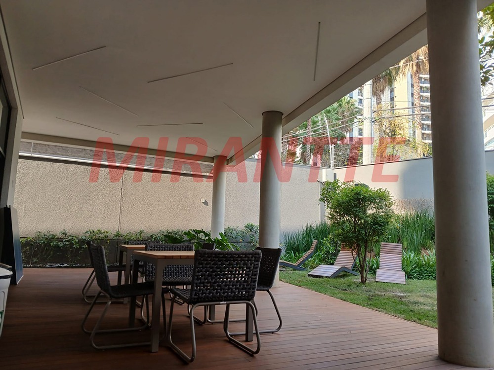 Apartamento de 219.6m² com 4 quartos em Alto da Lapa