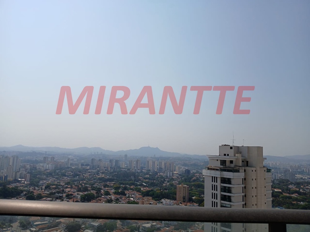 Apartamento de 219.6m² com 4 quartos em Alto da Lapa