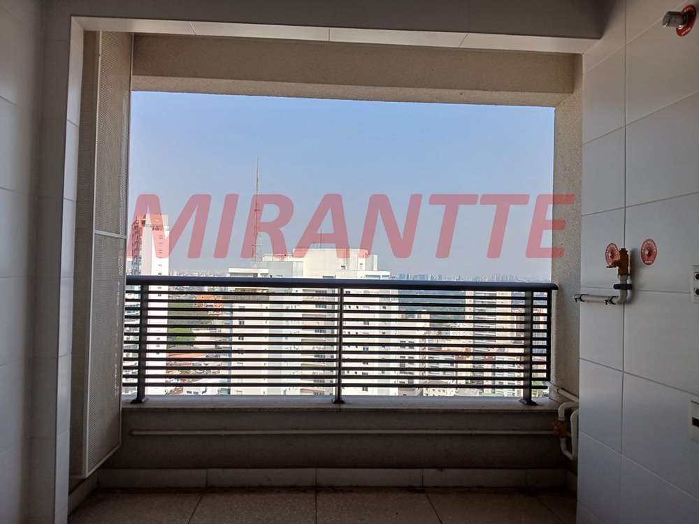 Apartamento de 219.6m² com 4 quartos em Alto da Lapa