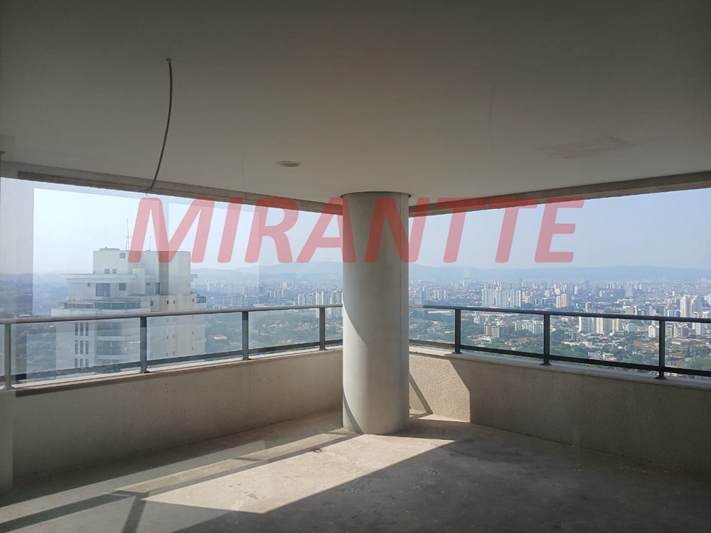 Apartamento de 219.6m² com 4 quartos em Alto da Lapa