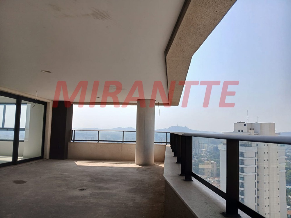Apartamento de 219.6m² com 4 quartos em Alto da Lapa