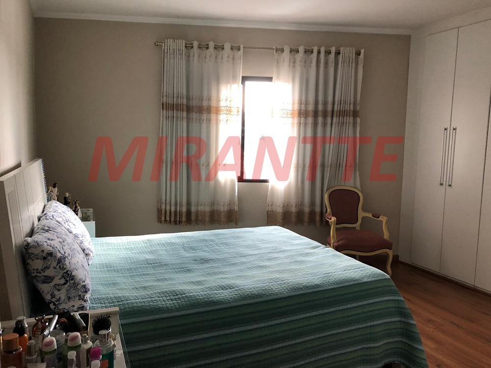 Sobrado de 232m² com 3 quartos em Vila Isolina Mazzei