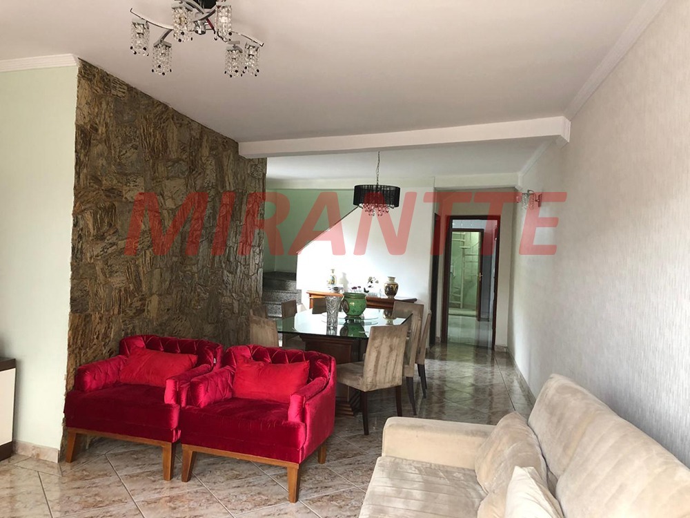 Sobrado de 232m² com 3 quartos em Vila Isolina Mazzei