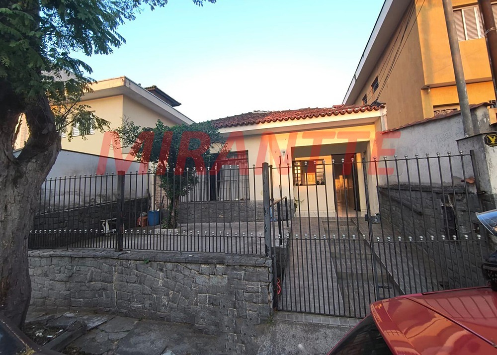 Casa terrea de 107m² com 3 quartos em Água Fria