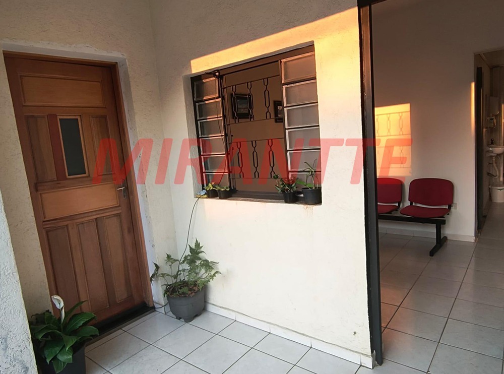 Casa terrea de 107m² com 3 quartos em Água Fria
