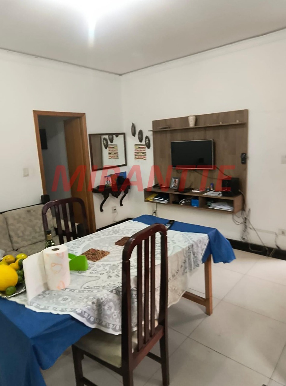 Casa terrea de 107m² com 3 quartos em Água Fria