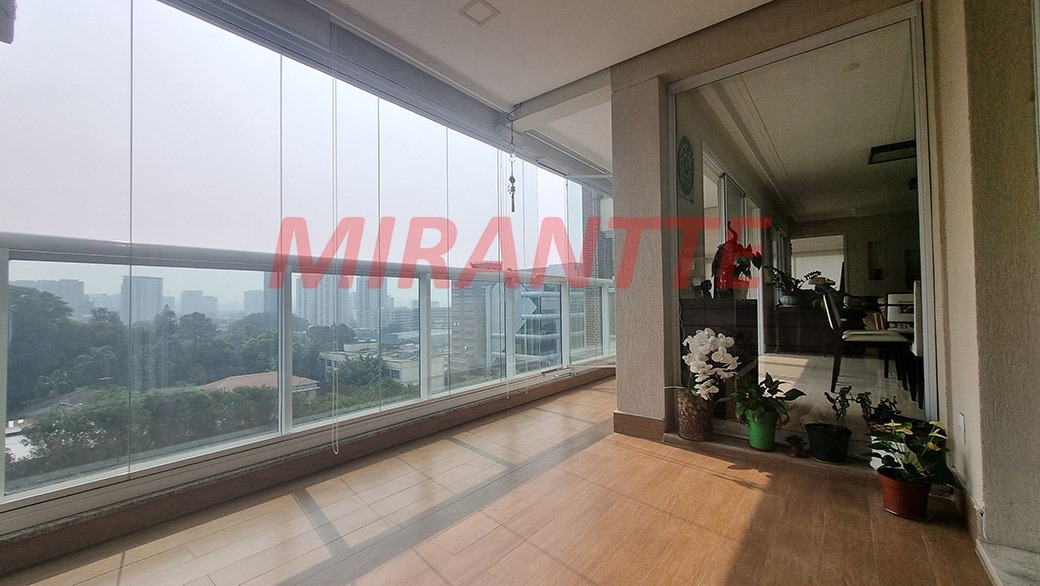Apartamento de 222m² com 3 quartos em Perdizes