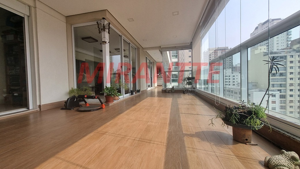 Apartamento de 222m² com 3 quartos em Perdizes