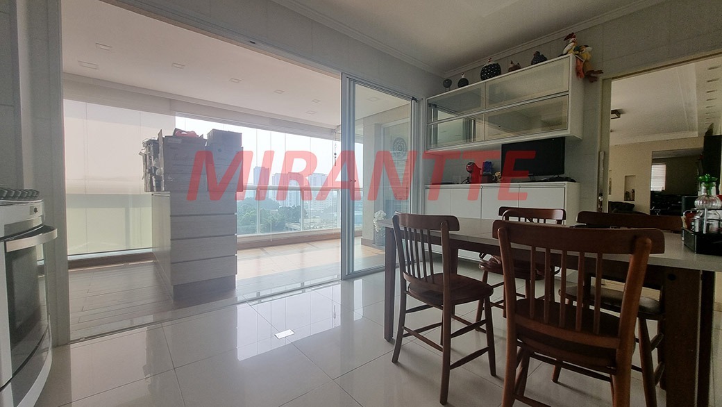 Apartamento de 222m² com 3 quartos em Perdizes