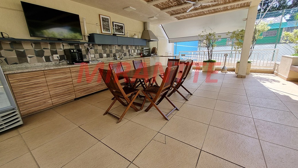 Apartamento de 222m² com 3 quartos em Perdizes