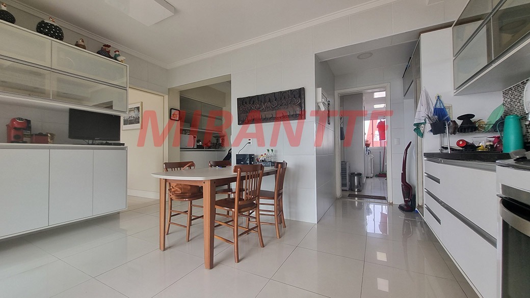 Apartamento de 222m² com 3 quartos em Perdizes