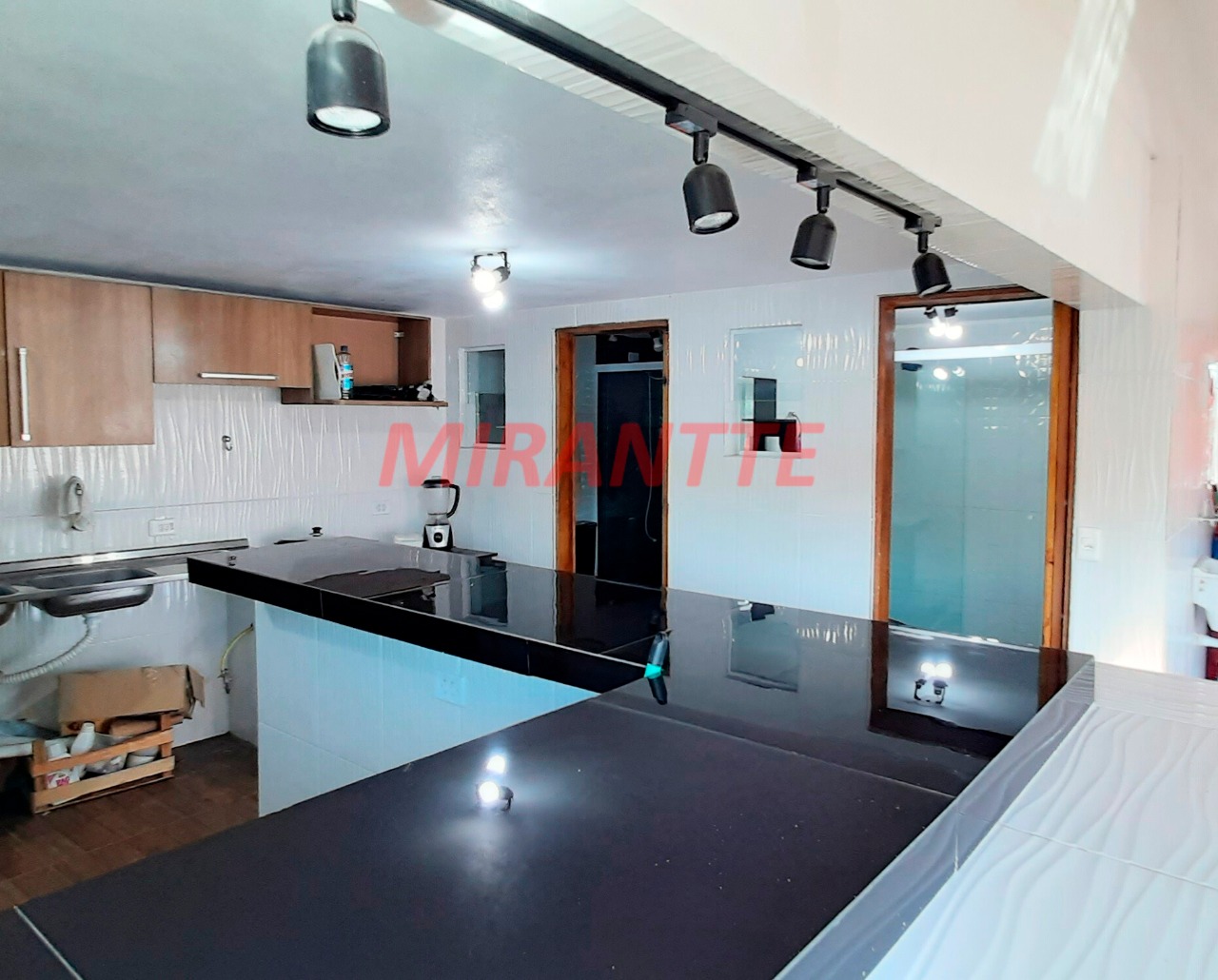 Sobrado de 400m² com 8 quartos em Jardim Paquetá (Zona Norte)