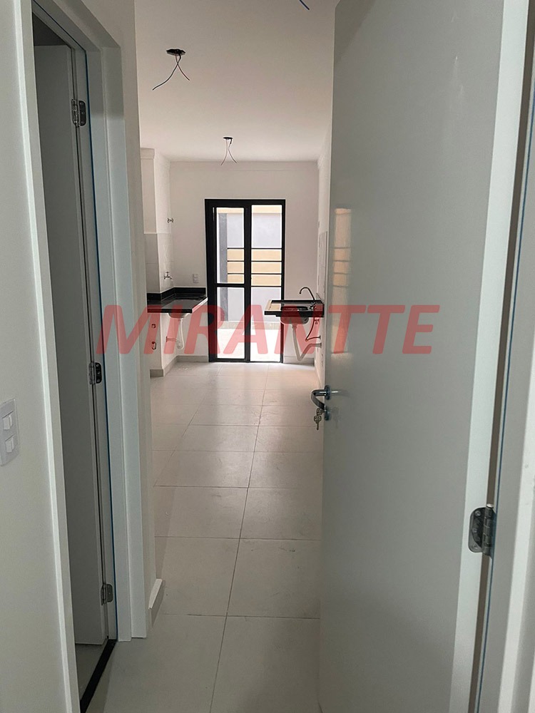 Apartamento de 30.34m² com 2 quartos em Santana