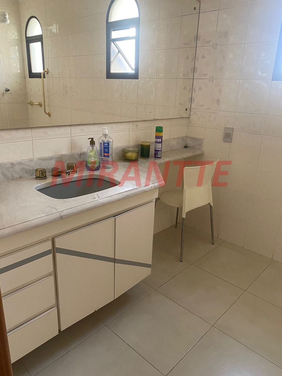 Apartamento de 260m² com 4 quartos em Santana